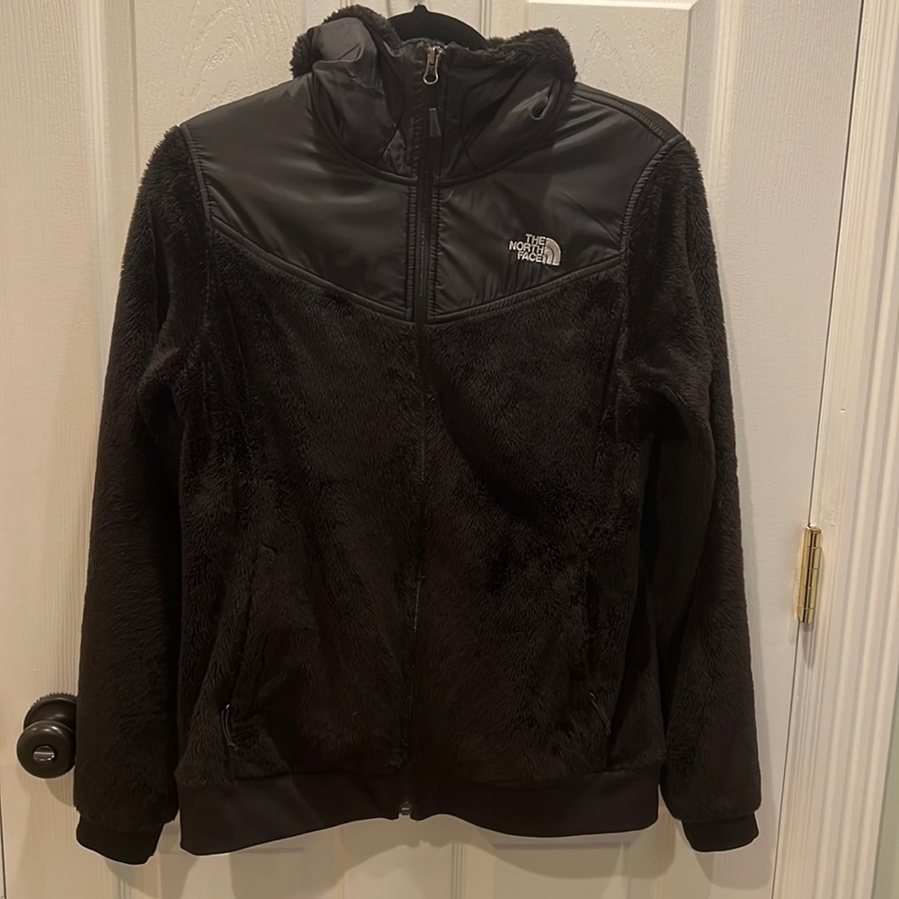 Womens’ The North Face black hooded jacket! Like new condition